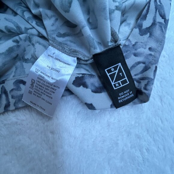 Victor Alfaro Collective Floral Print Button Up Shirt XS Gray/Black Short Sleeve - Picture 4 of 7